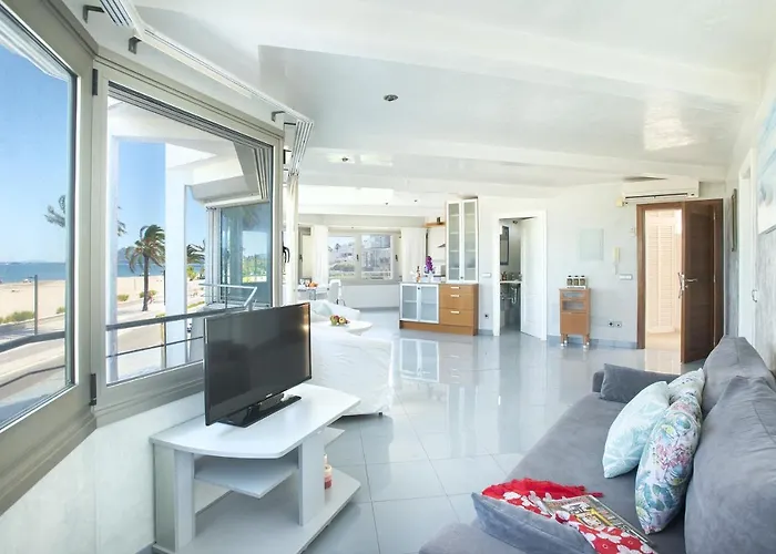 Apartment Magnifics With Sea View By Js Port de Pollenca