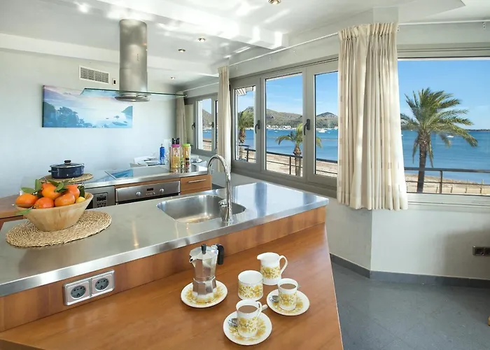 Apartment Magnifics With Sea View By Js Port de Pollenca