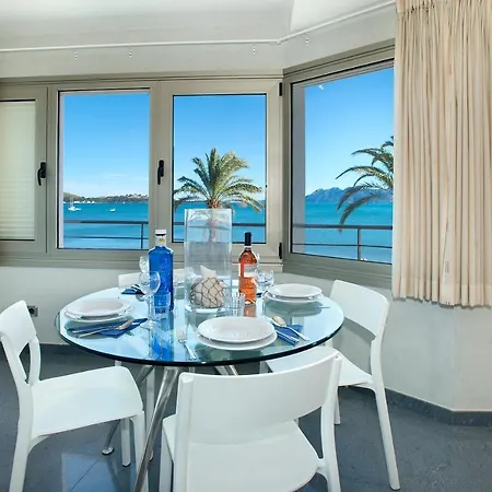 Magnifics With Sea View By Js Apartment