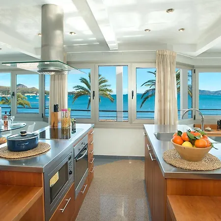 Magnifics With Sea View By Js Порт-де-Польєнса