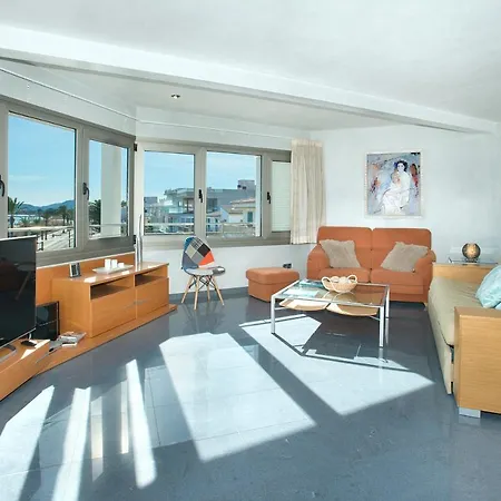 Magnifics With Sea View By Js *