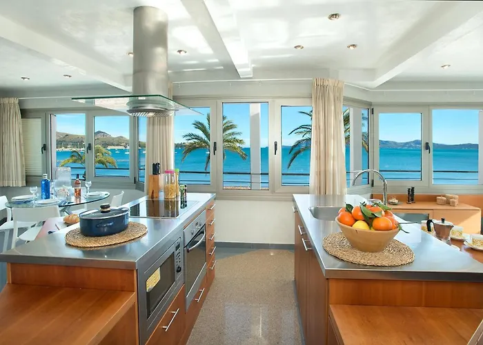 Magnifics With Sea View By Js 波连萨港